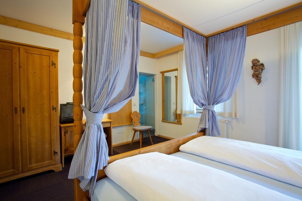 Hotel B&B Pardeller Нова-Леванте Номер фото
